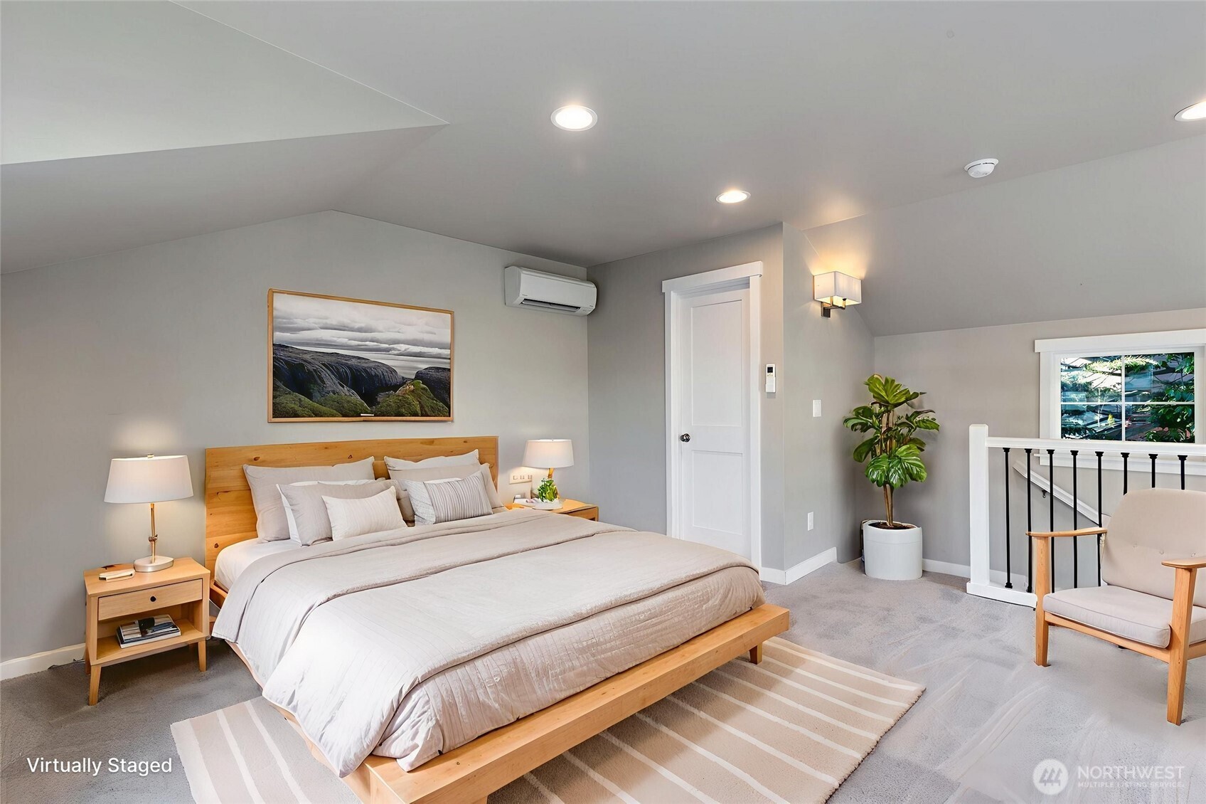 12757 Dayton Avenue N #B, Seattle, WA 98133