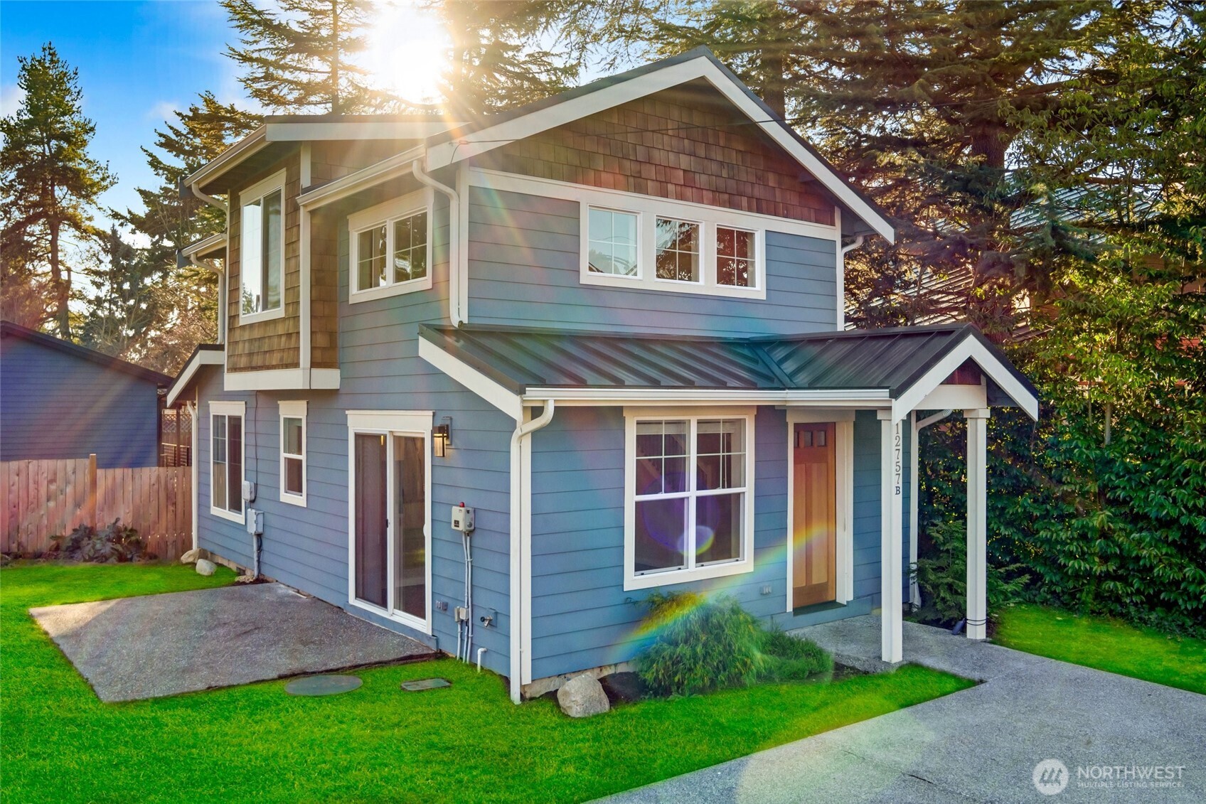 12757 Dayton Avenue N #B, Seattle, WA 98133