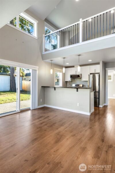 12757 Dayton Avenue N #B, Seattle, WA 98133 - Photo 9