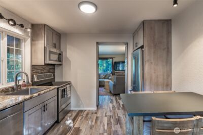 2735 NE 103rd Street , Seattle, WA 98125-7714 - Photo 12