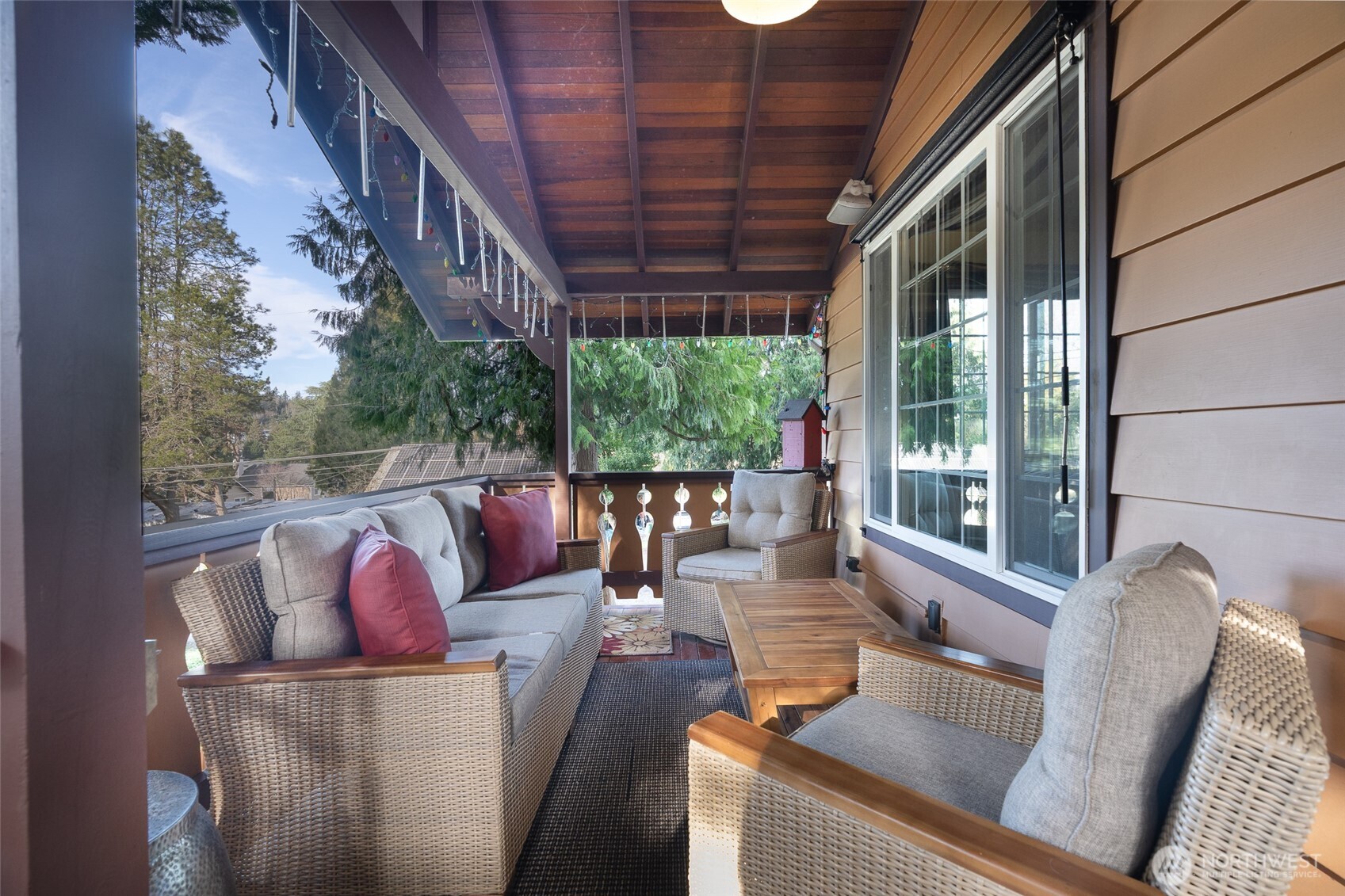 2735 NE 103rd Street , Seattle, WA 98125-7714