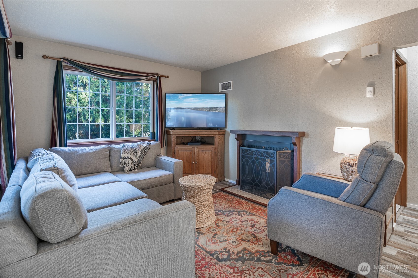 2735 NE 103rd Street , Seattle, WA 98125-7714