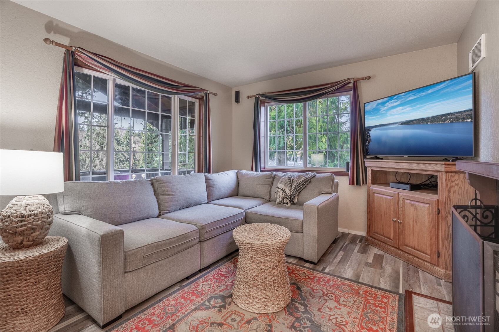 2735 NE 103rd Street , Seattle, WA 98125-7714