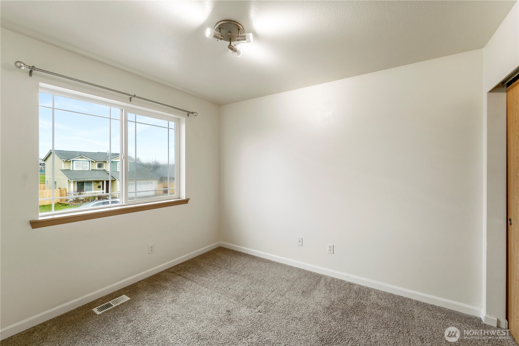 4530 South 79th Street , Tacoma, WA 98409