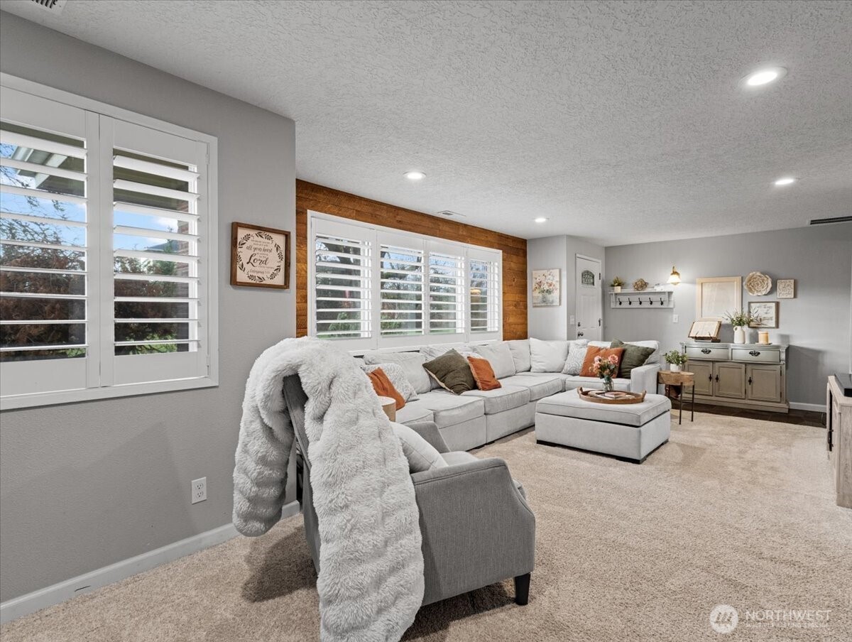 3415 SE Grace Avenue , Battle Ground, WA 98604