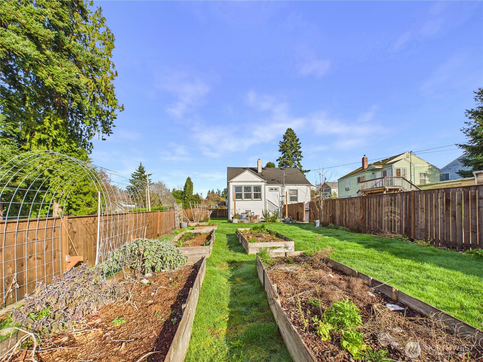 2103 E 21st Street , Bremerton, WA 98310