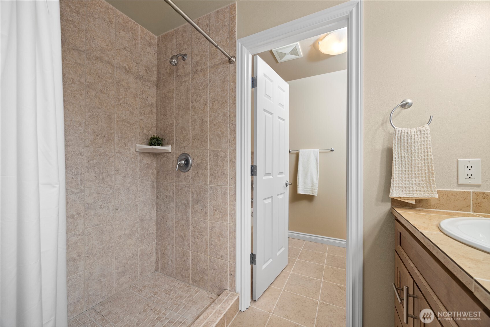 5566 Sandpiper Lane , Blaine, WA 98230