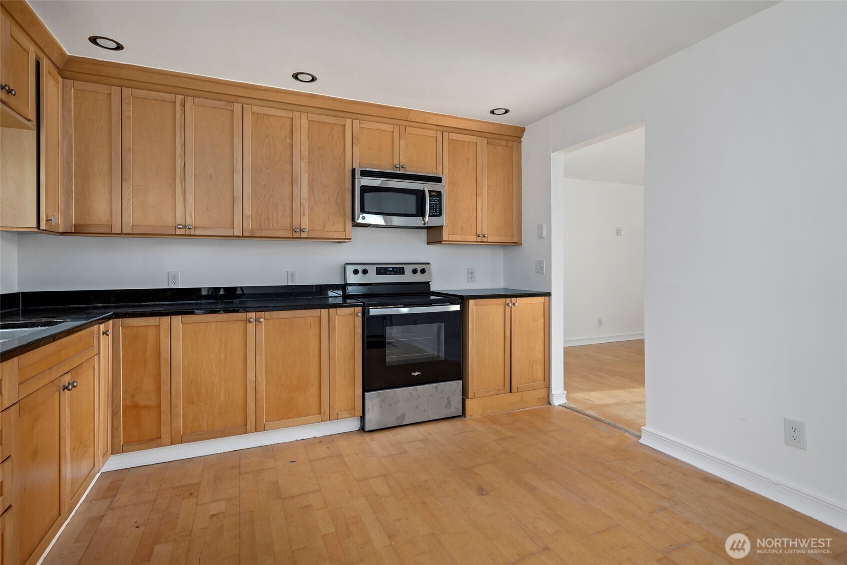 544 NE Easy Street , Oak Harbor, WA 98277