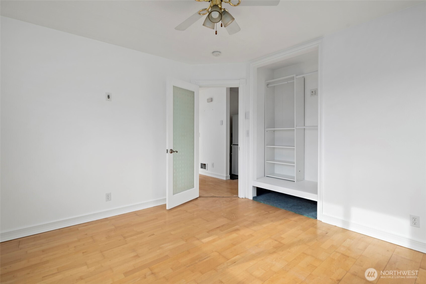 544 NE Easy Street , Oak Harbor, WA 98277