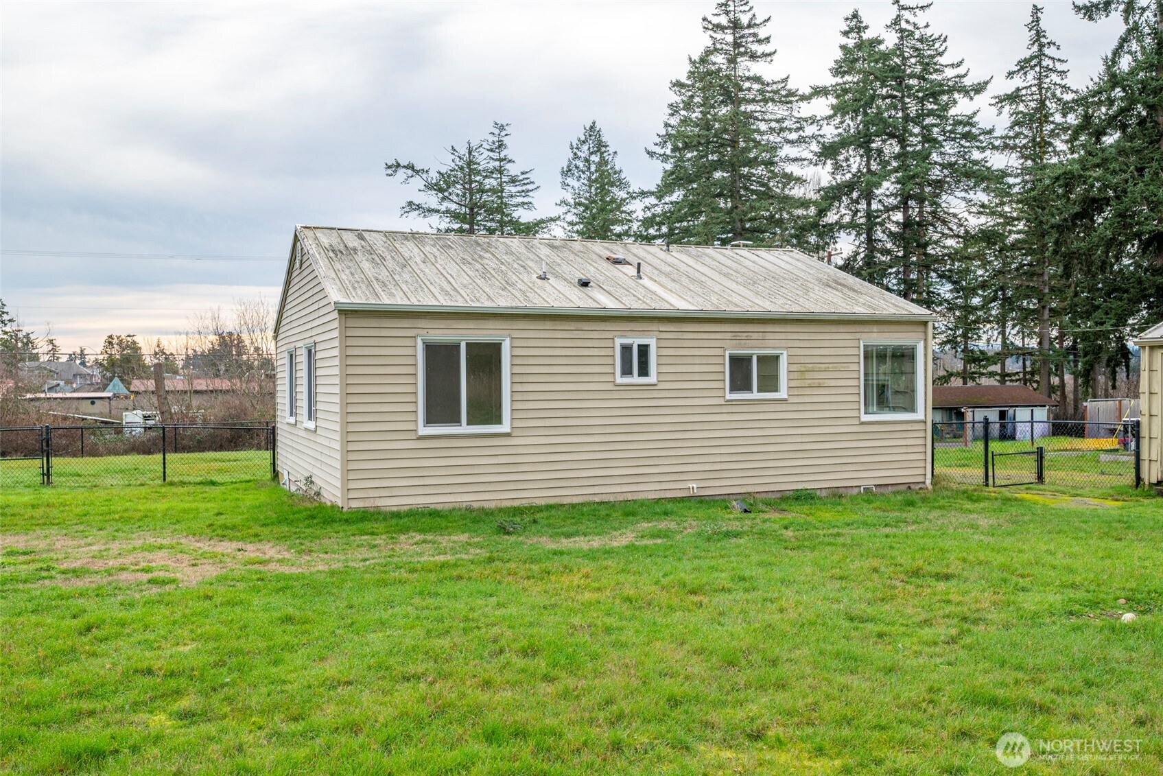 544 NE Easy Street , Oak Harbor, WA 98277