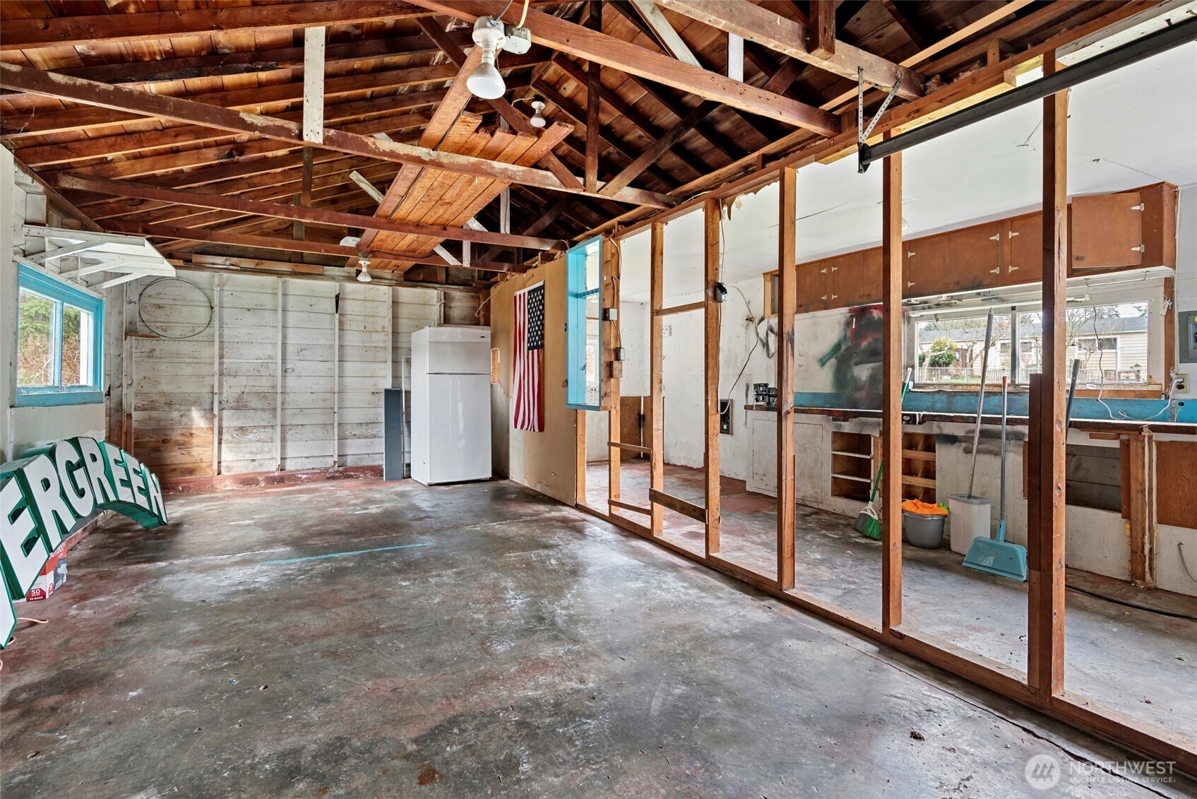 544 NE Easy Street , Oak Harbor, WA 98277