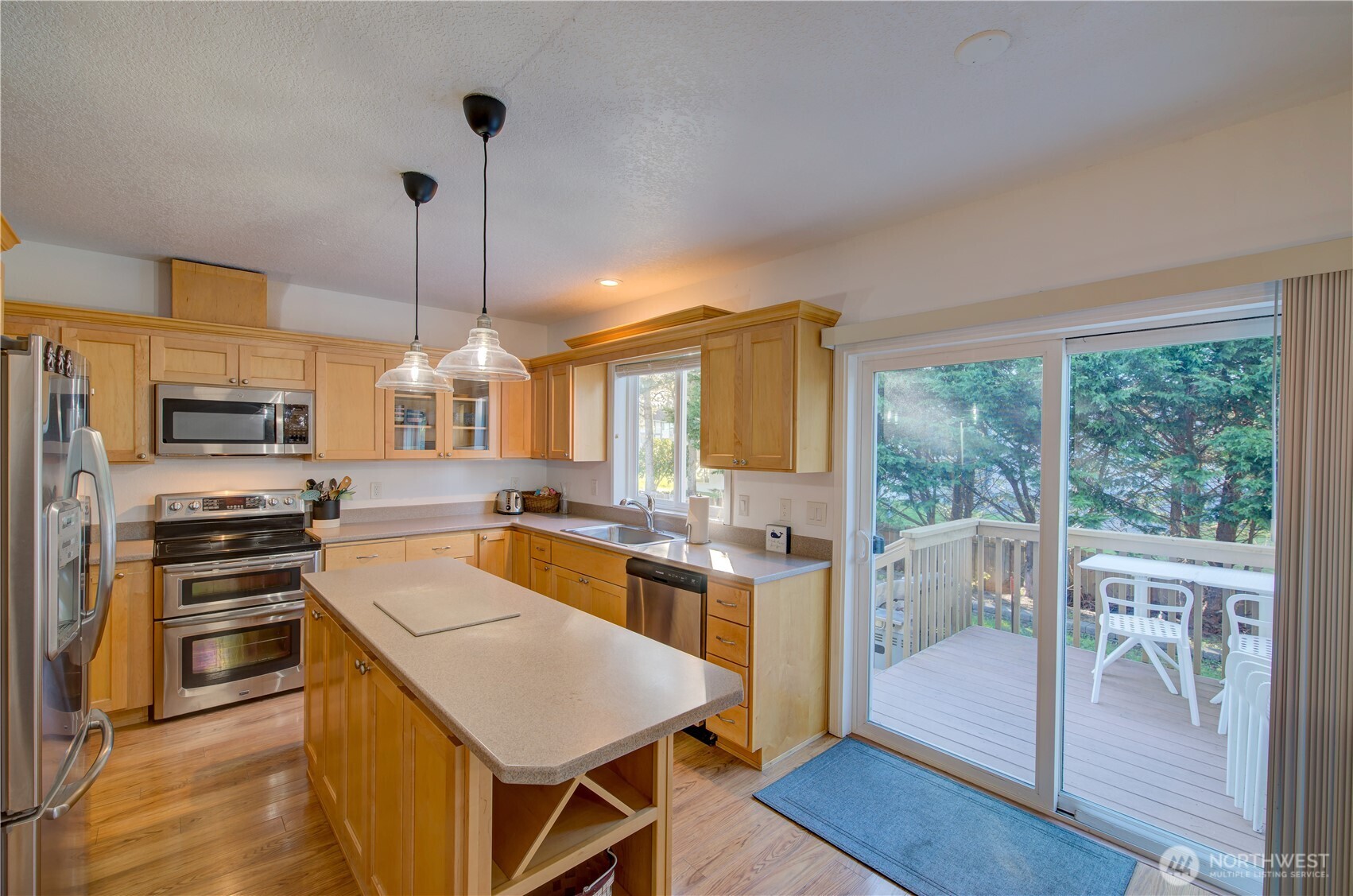 2705 N Sea Crest Avenue , Long Beach, WA 98631