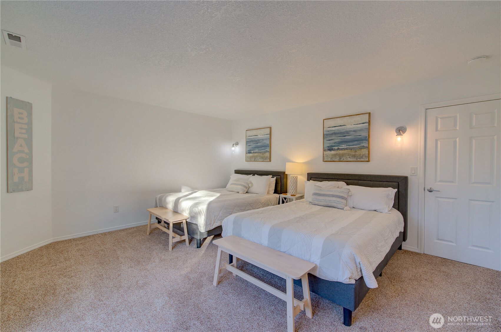 2705 N Sea Crest Avenue , Long Beach, WA 98631