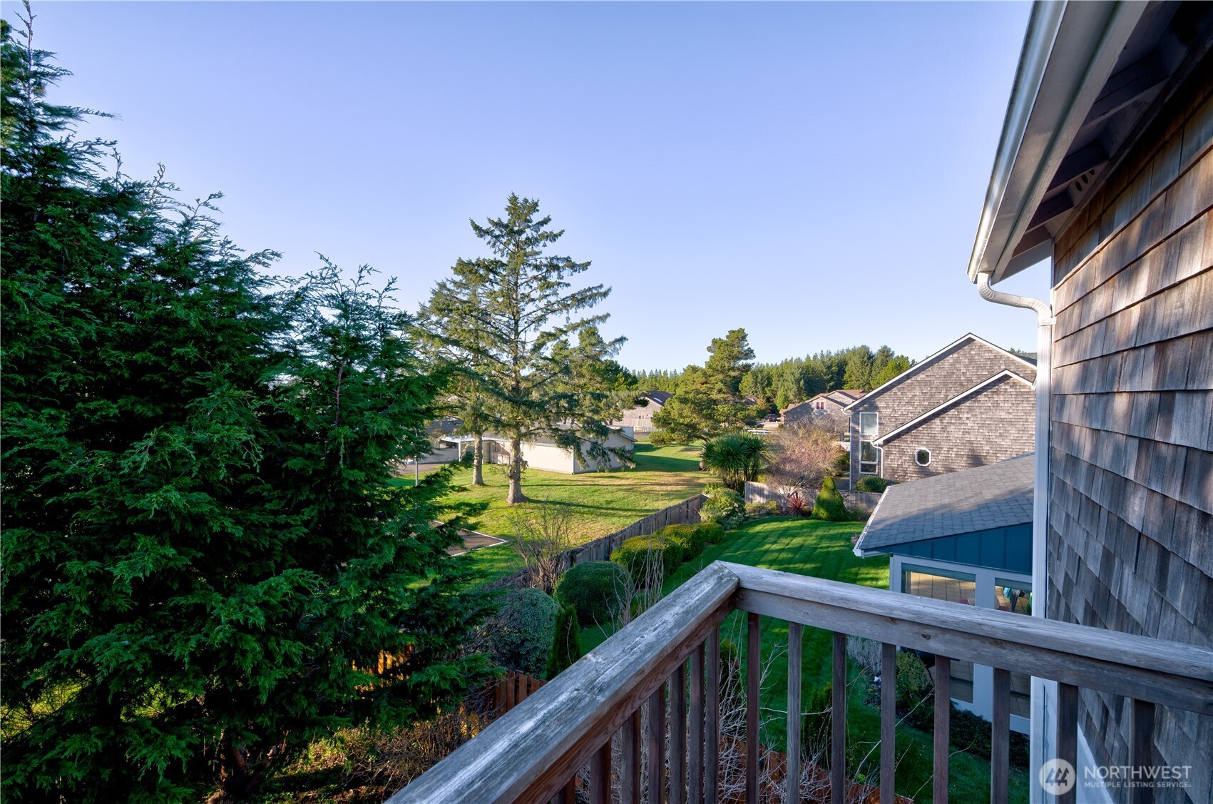 2705 N Sea Crest Avenue , Long Beach, WA 98631