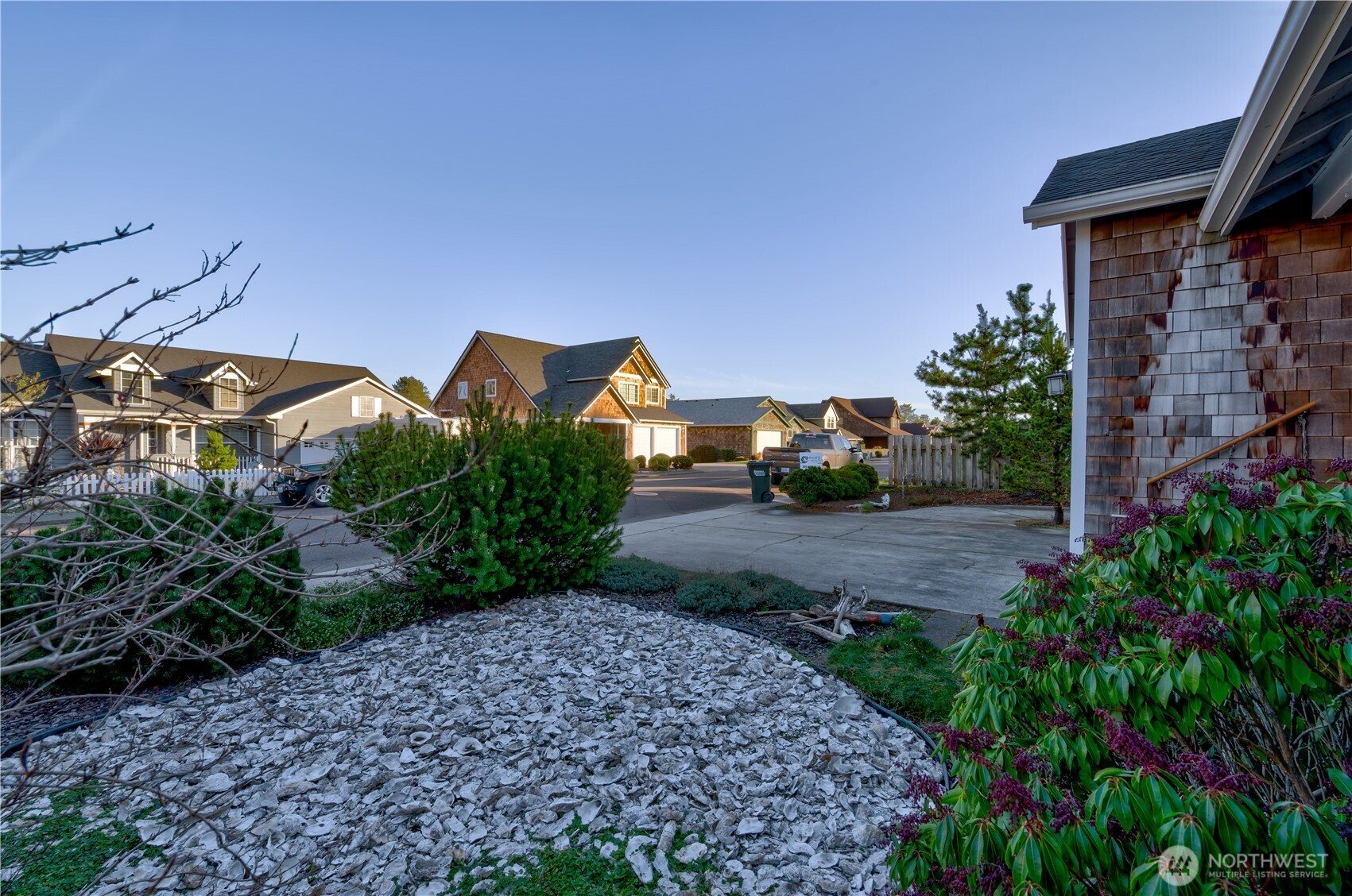 2705 N Sea Crest Avenue , Long Beach, WA 98631