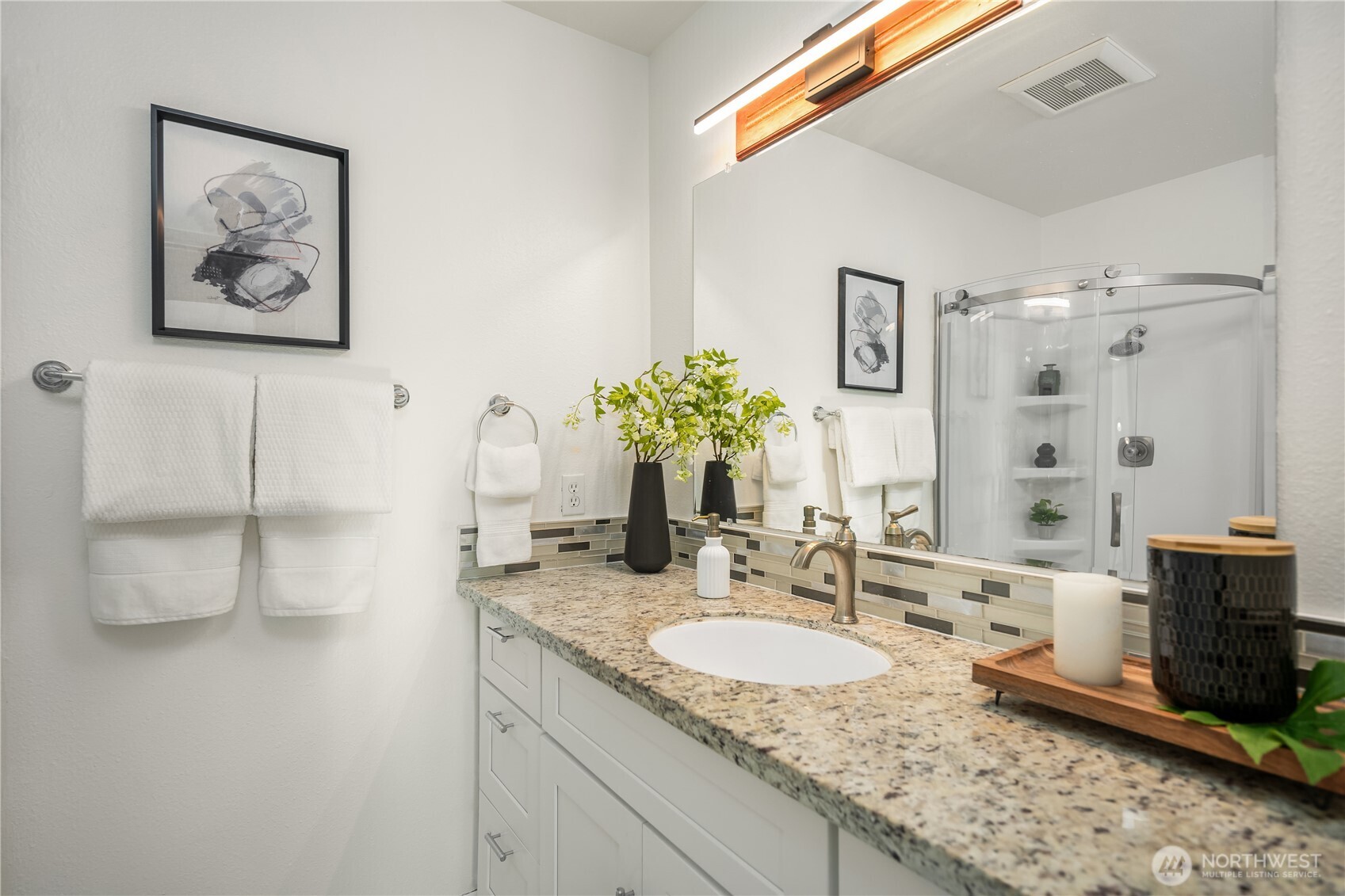 12517 NE 23rd Place #B4, Bellevue, WA 98005