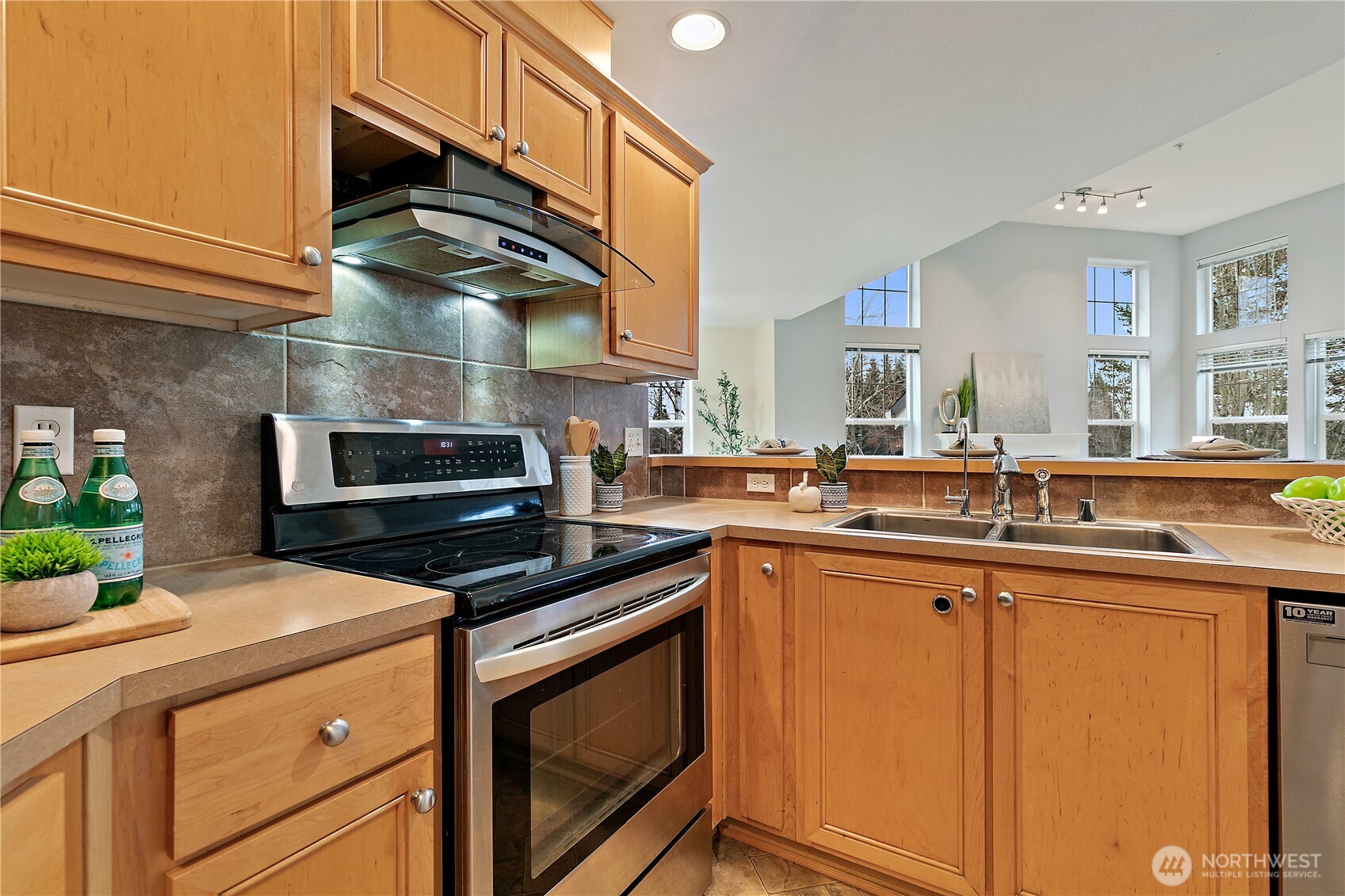 22639 NE Alder Crest Drive #202, Redmond, WA 98053