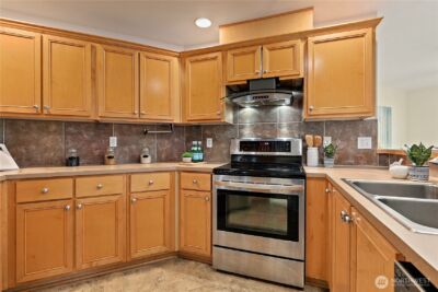 22639 NE Alder Crest Drive #202, Redmond, WA 98053 - Photo 9