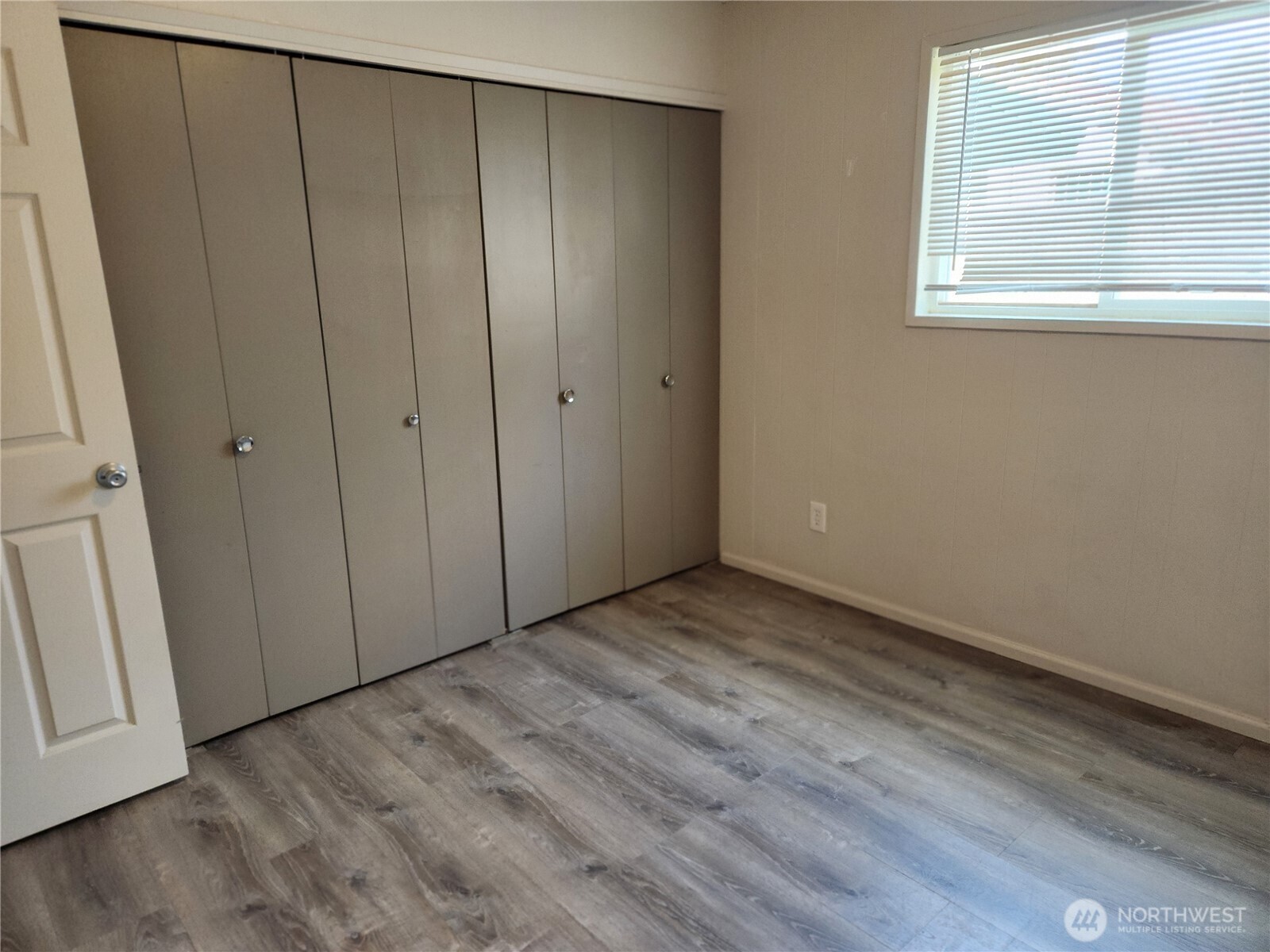 19 1st Street E, Tonasket, WA 98855