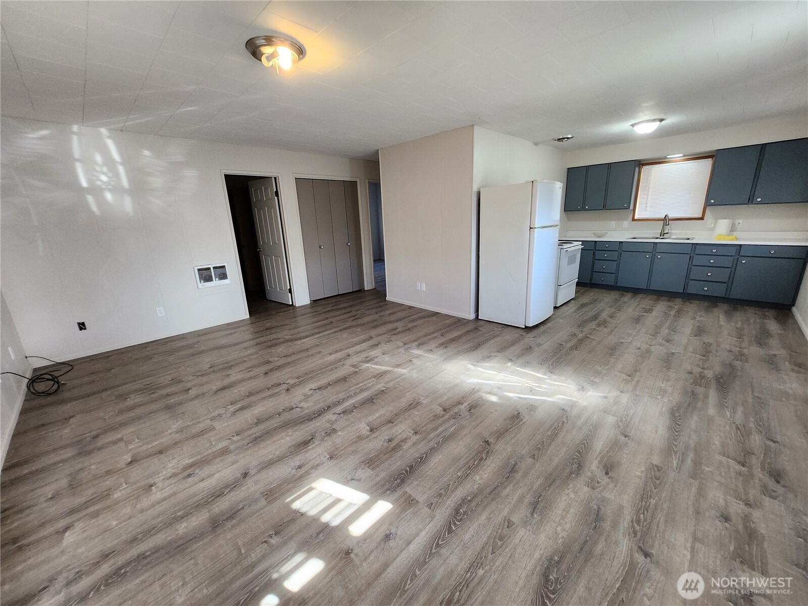 19 1st Street E, Tonasket, WA 98855