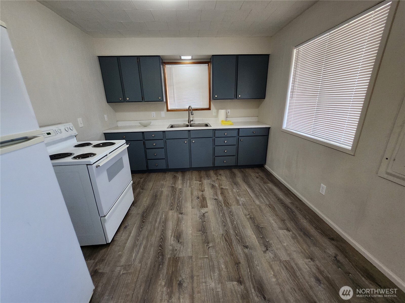 19 1st Street E, Tonasket, WA 98855