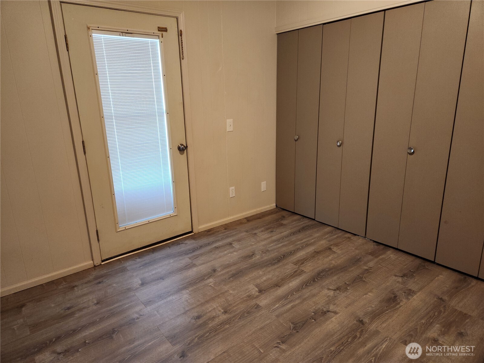 19 1st Street E, Tonasket, WA 98855