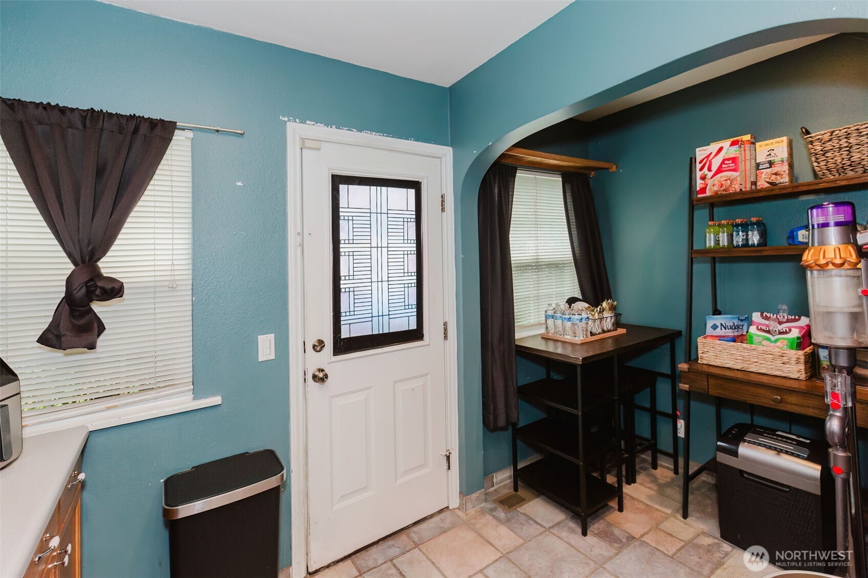 1342 N Montgomery Avenue , Bremerton, WA 98312