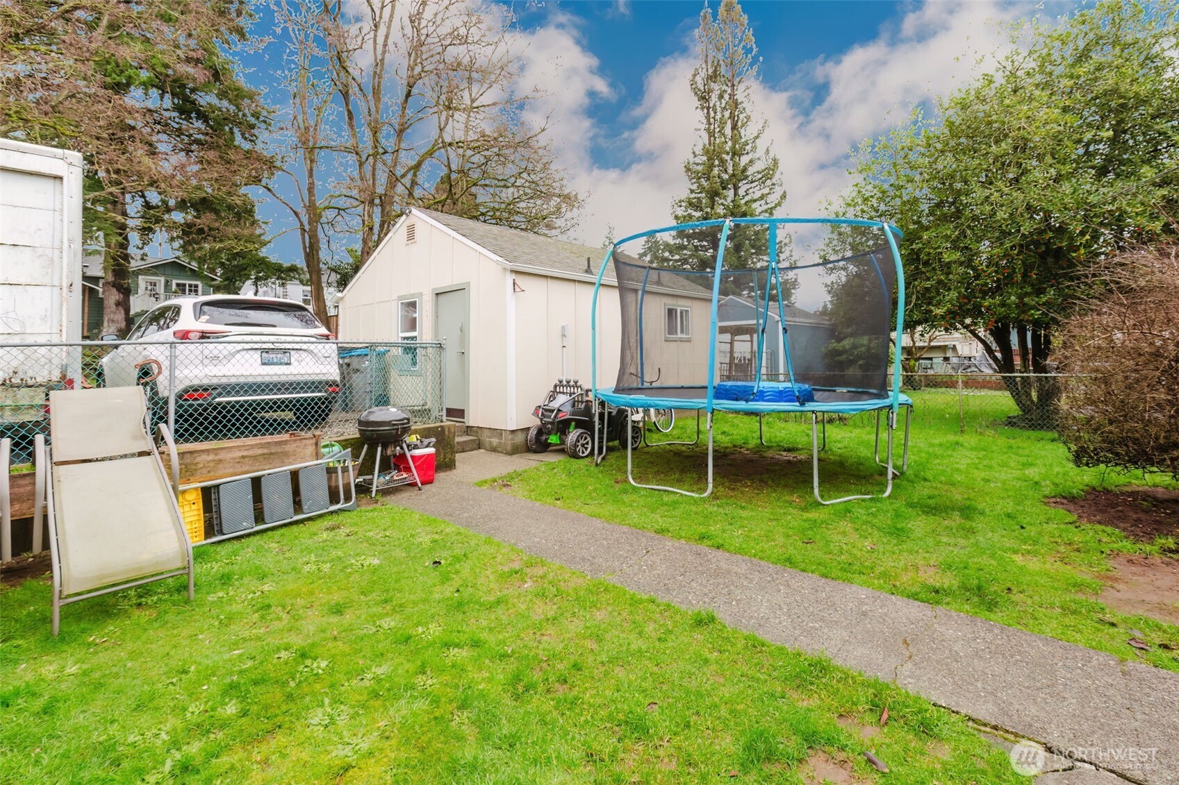 1342 N Montgomery Avenue , Bremerton, WA 98312