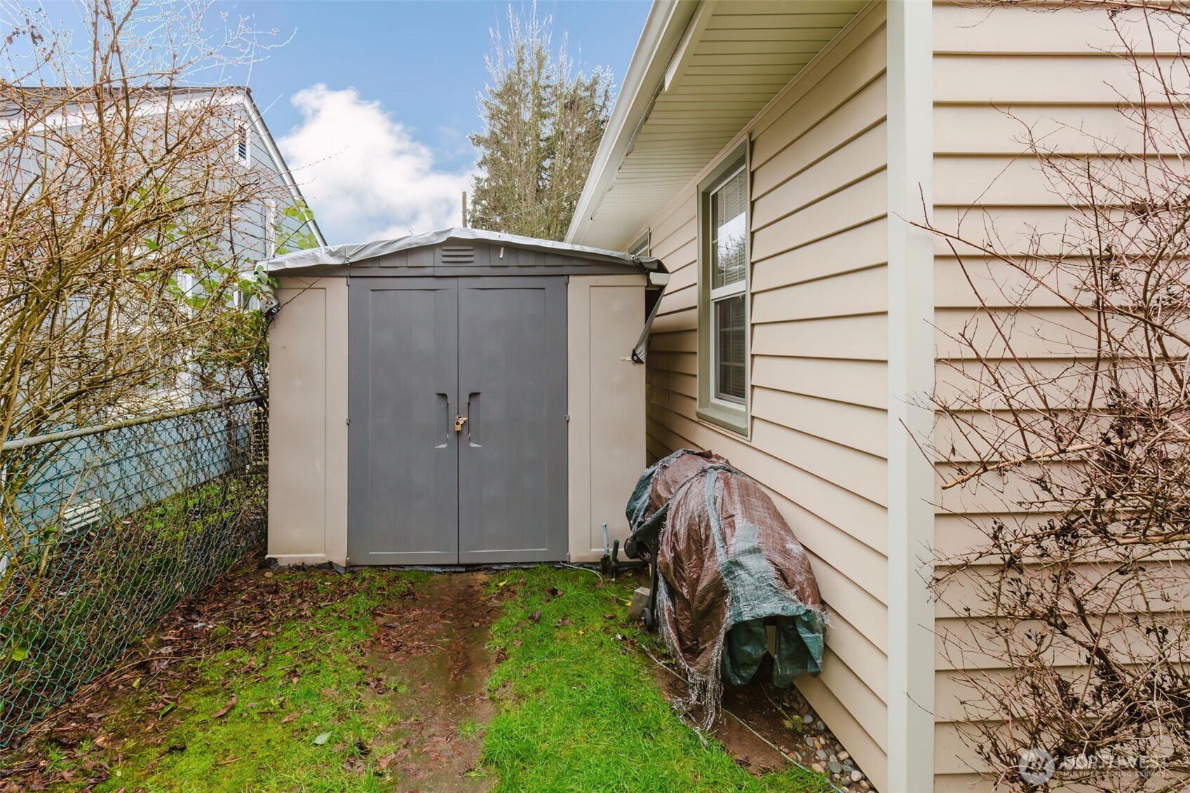 1342 N Montgomery Avenue , Bremerton, WA 98312