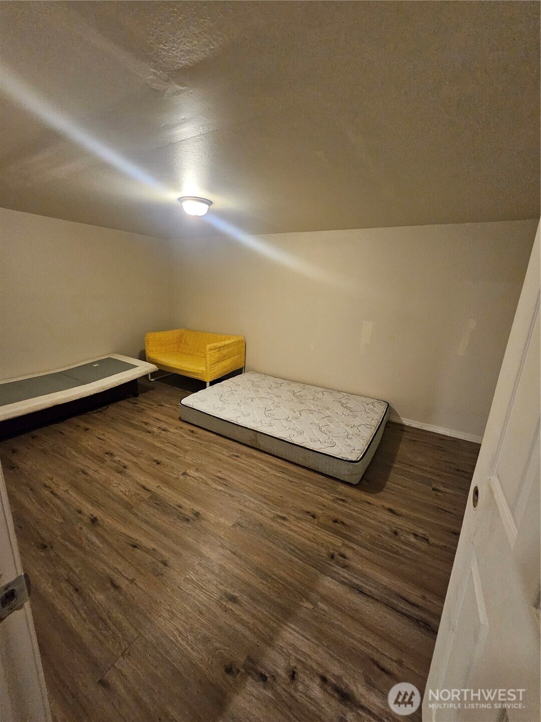 13727 37th Avenue S, Tukwila, WA 98168
