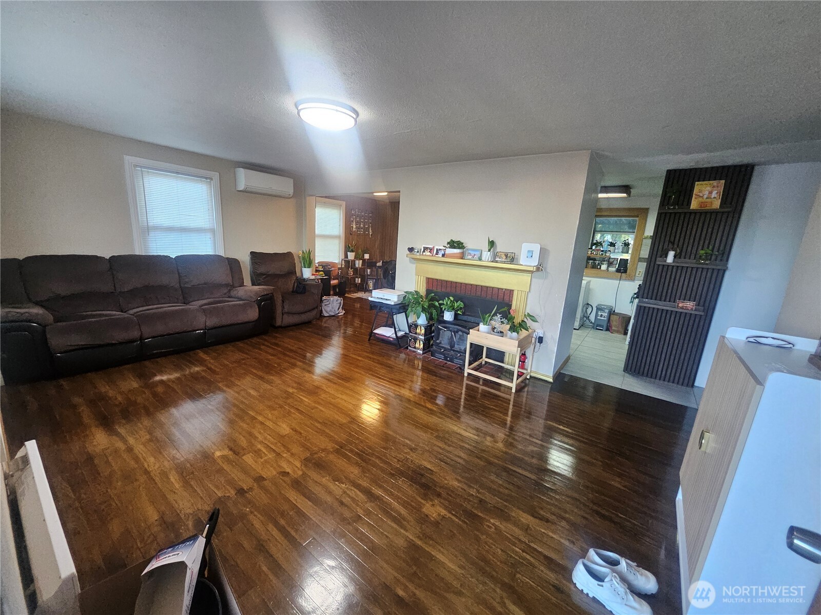 13727 37th Avenue S, Tukwila, WA 98168