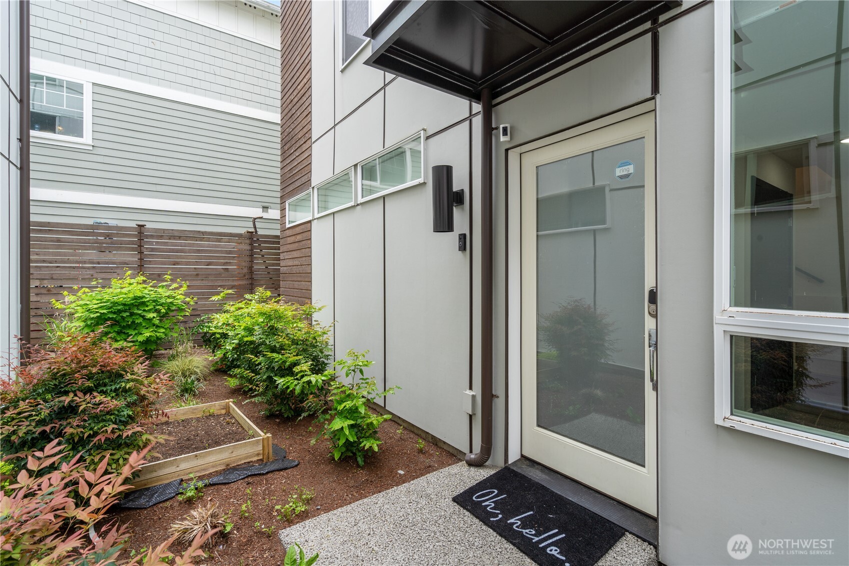 8613 23rd Avenue NE #B, Seattle, WA 98115