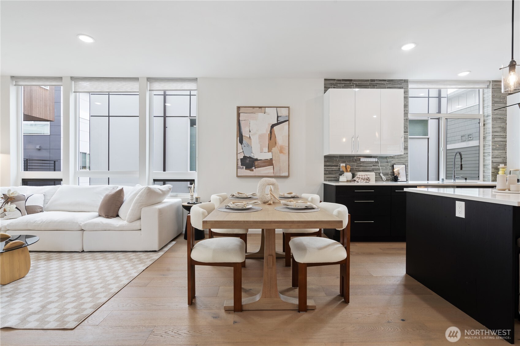 8613 23rd Avenue NE #B, Seattle, WA 98115