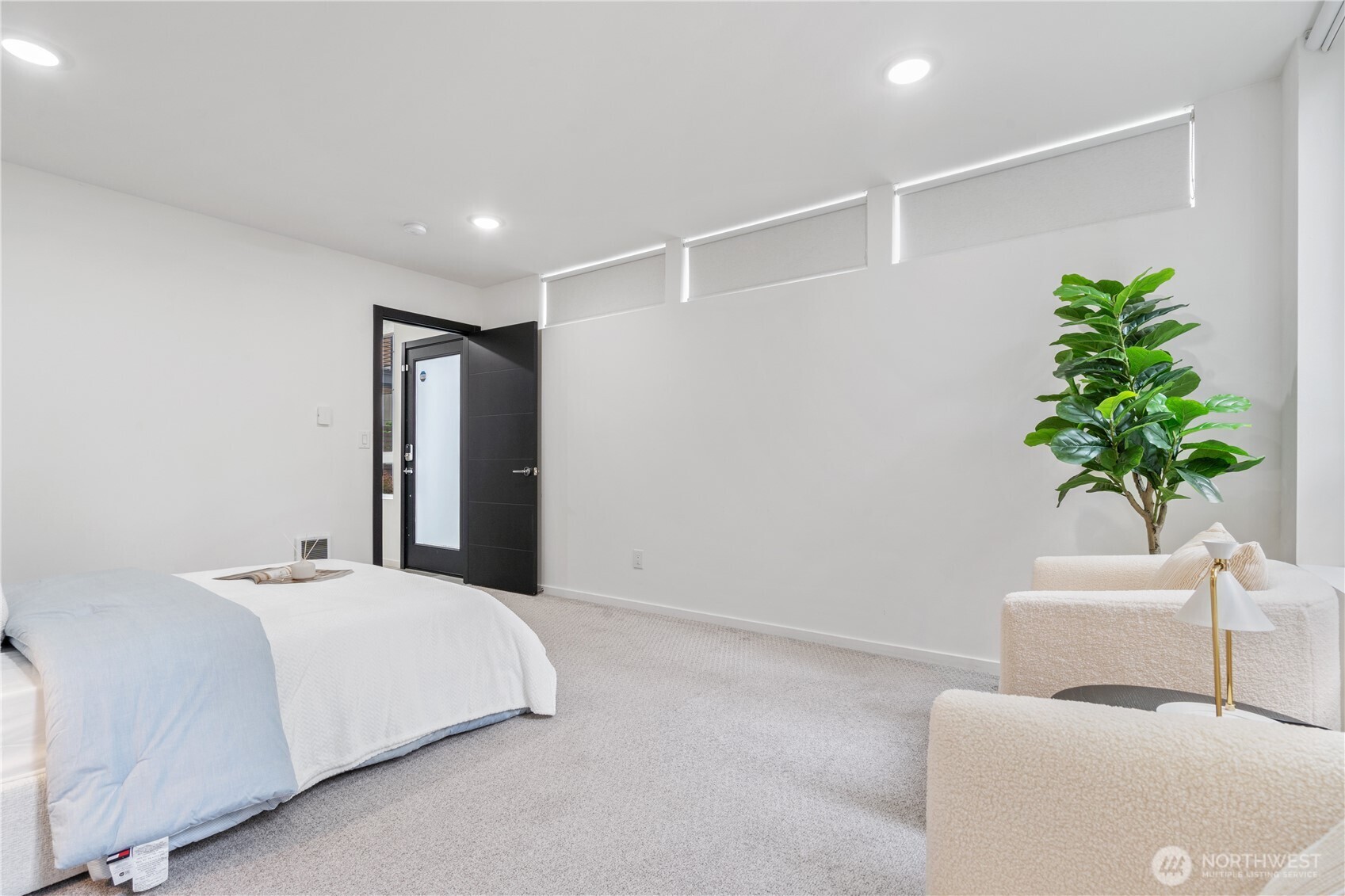 8613 23rd Avenue NE #B, Seattle, WA 98115