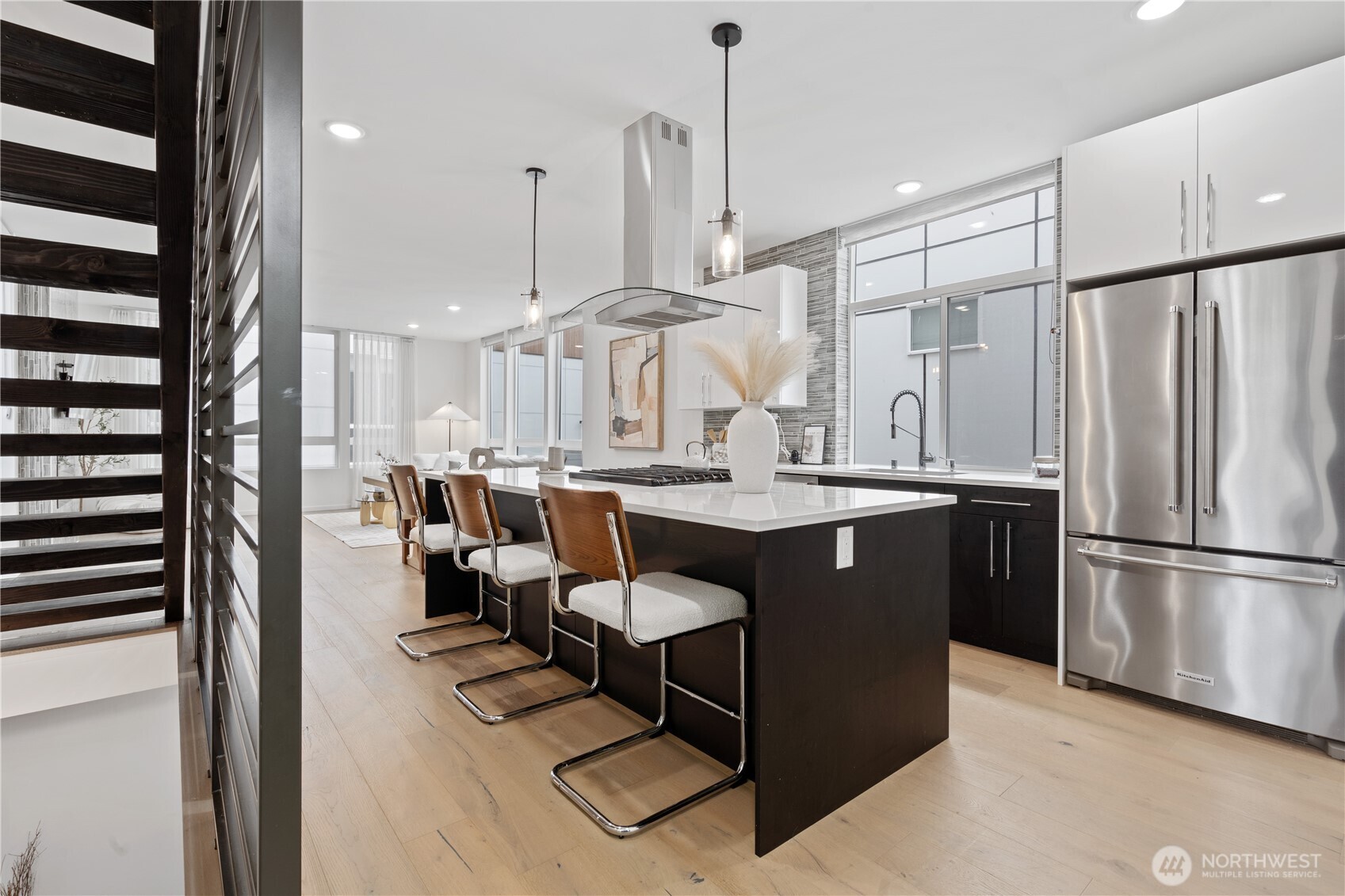 8613 23rd Avenue NE #B, Seattle, WA 98115