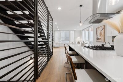 8613 23rd Avenue NE #B, Seattle, WA 98115 - Photo 10