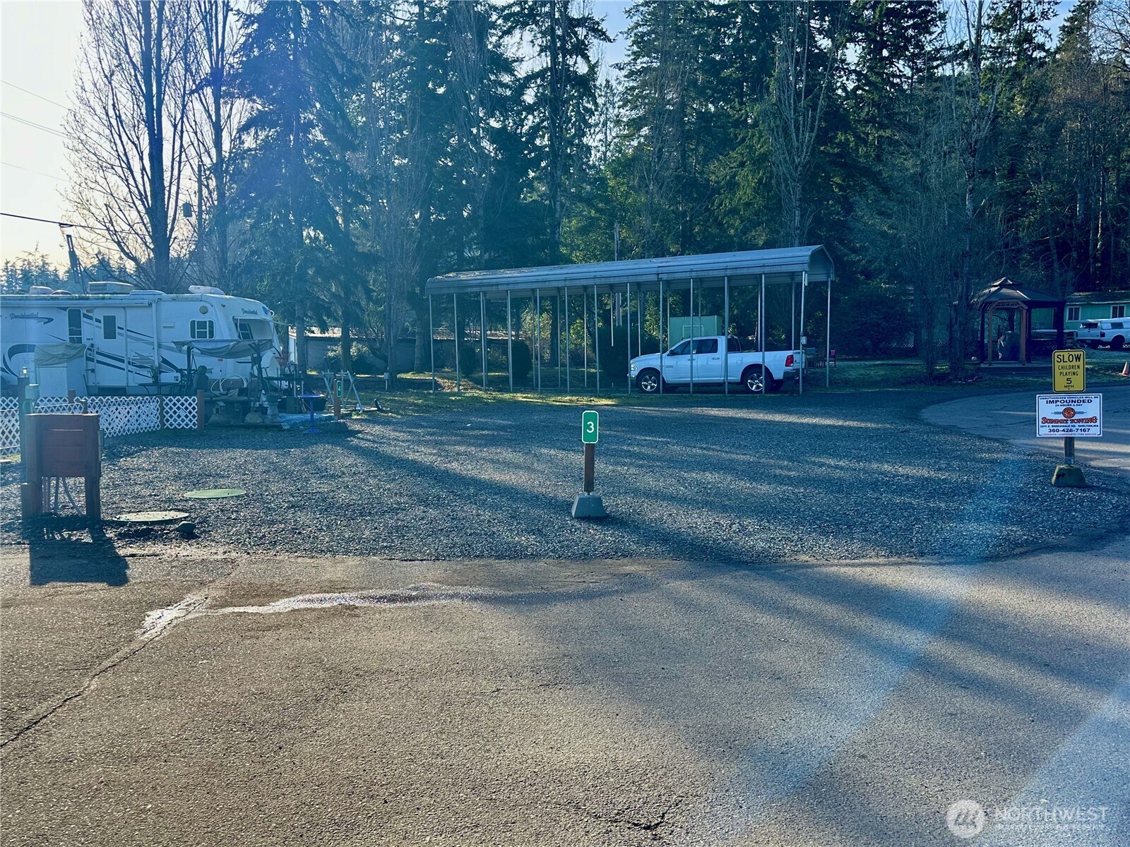 27051 N US Highway 101 #3, Hoodsport, WA 98548