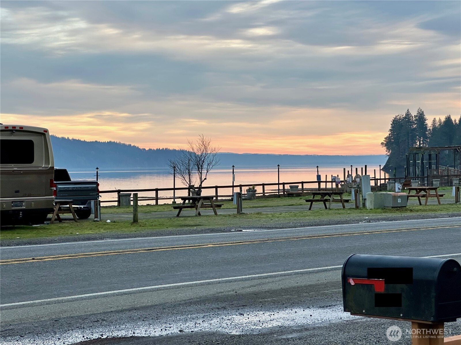 27051 N US Highway 101 #3, Hoodsport, WA 98548