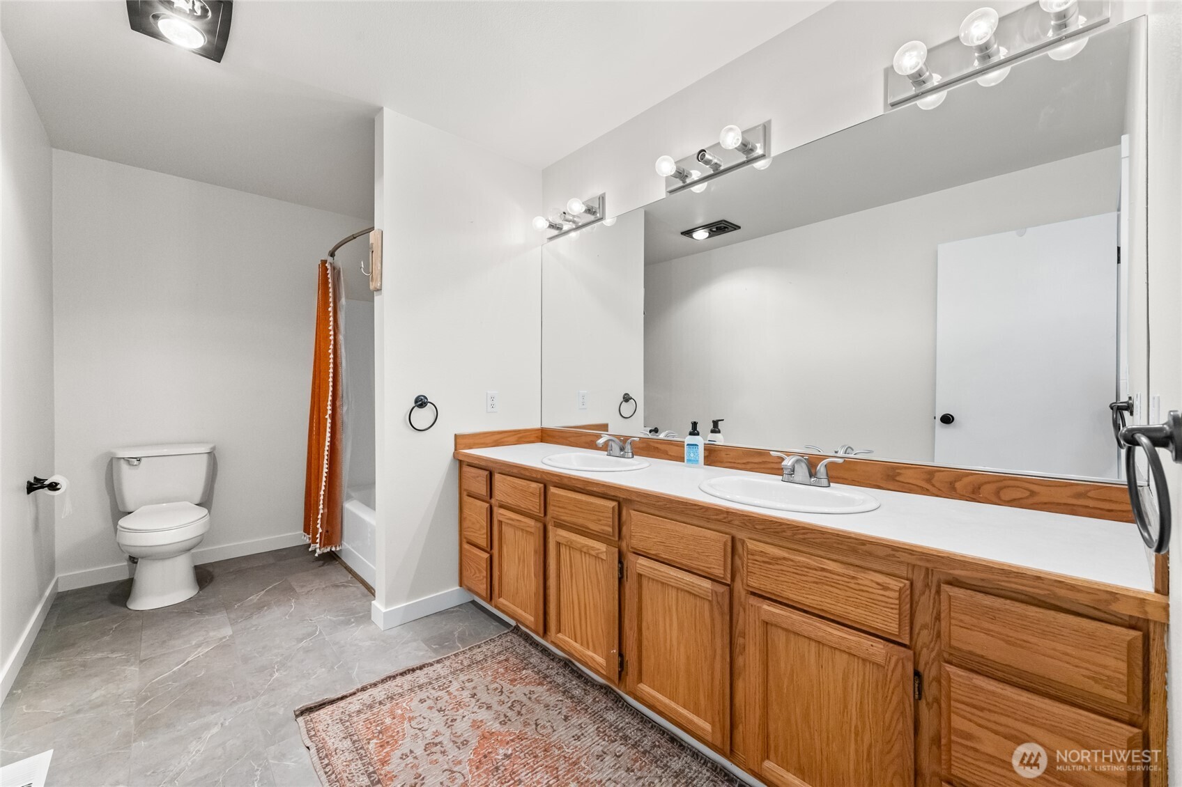 1110 15th Avenue SW, Puyallup, WA 98371