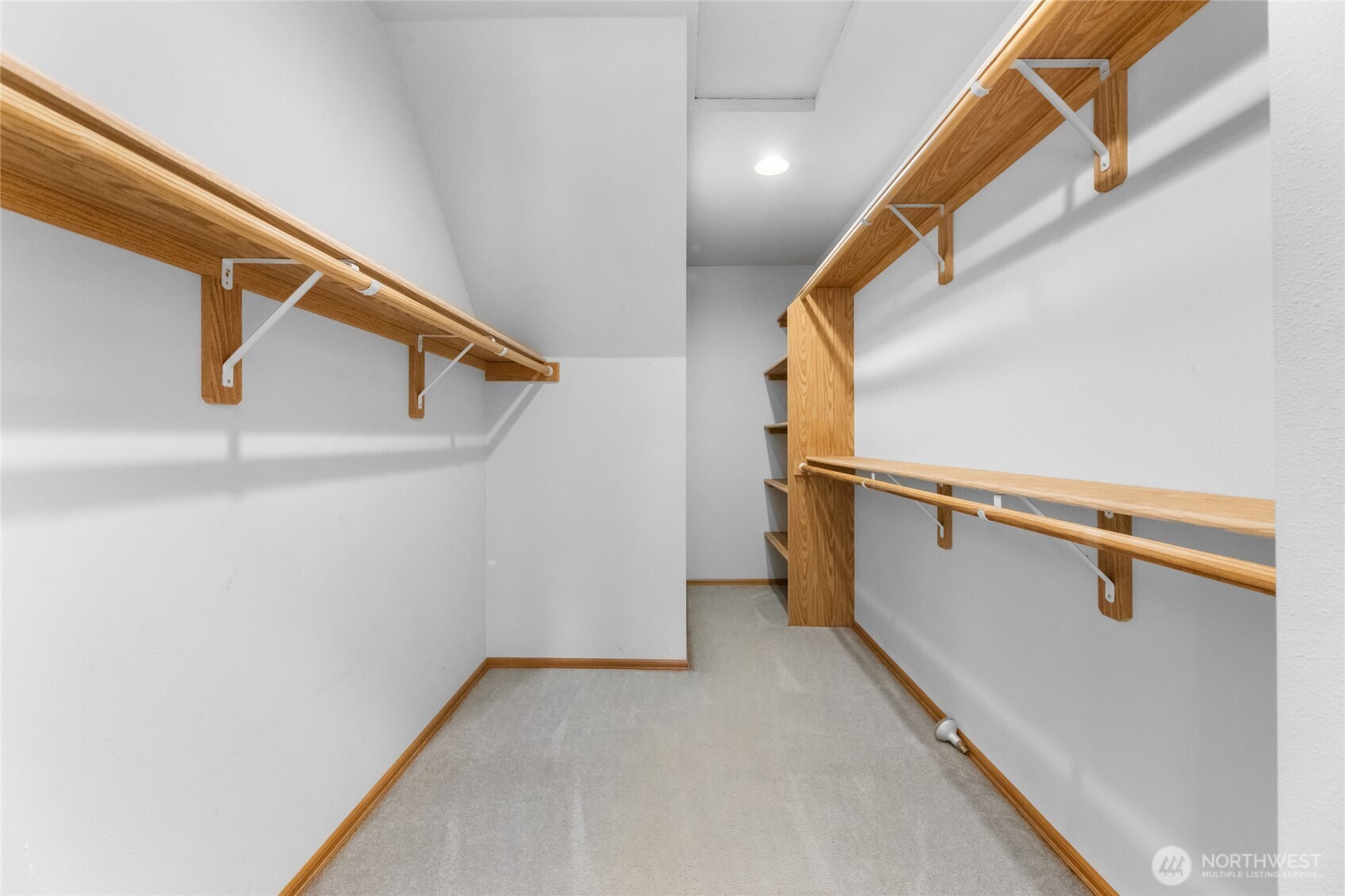 1110 15th Avenue SW, Puyallup, WA 98371