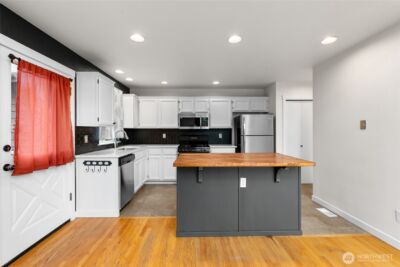 1110 15th Avenue SW, Puyallup, WA 98371 - Photo 10