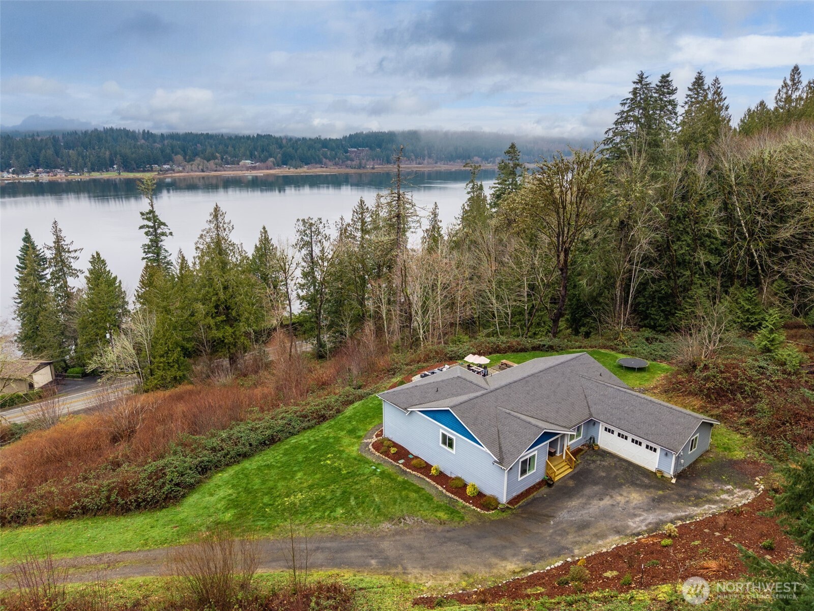 31 E Cove View Drive , Belfair, WA 98528-9508