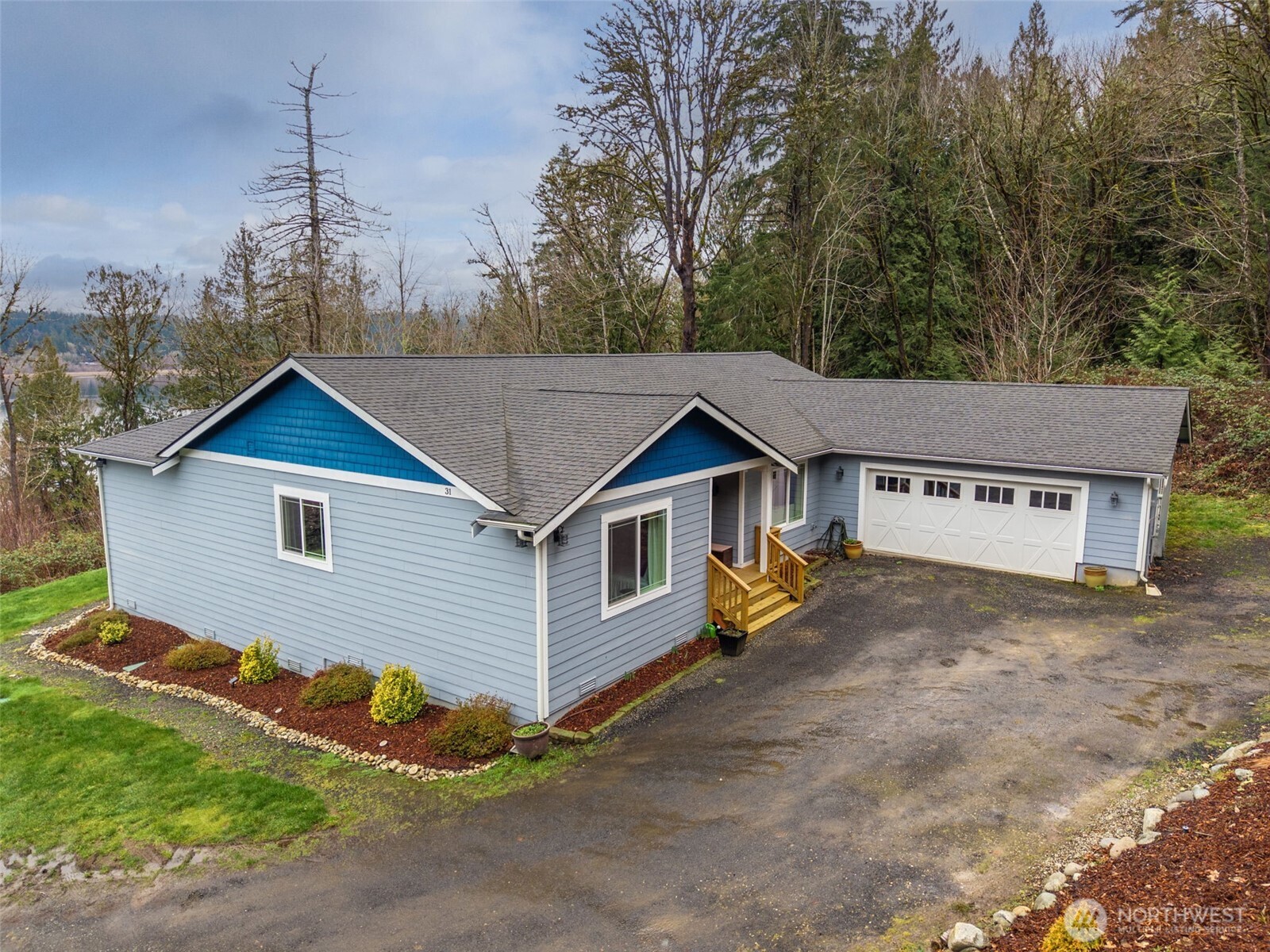31 E Cove View Drive , Belfair, WA 98528-9508