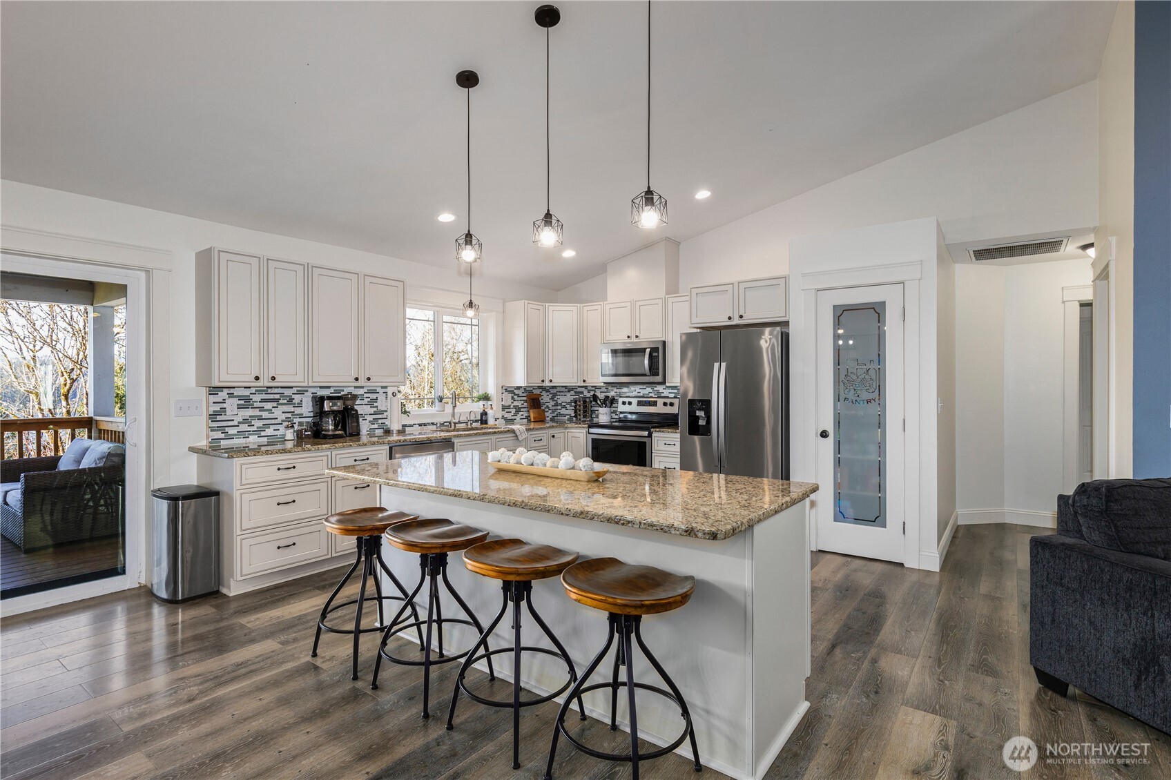 31 E Cove View Drive , Belfair, WA 98528-9508