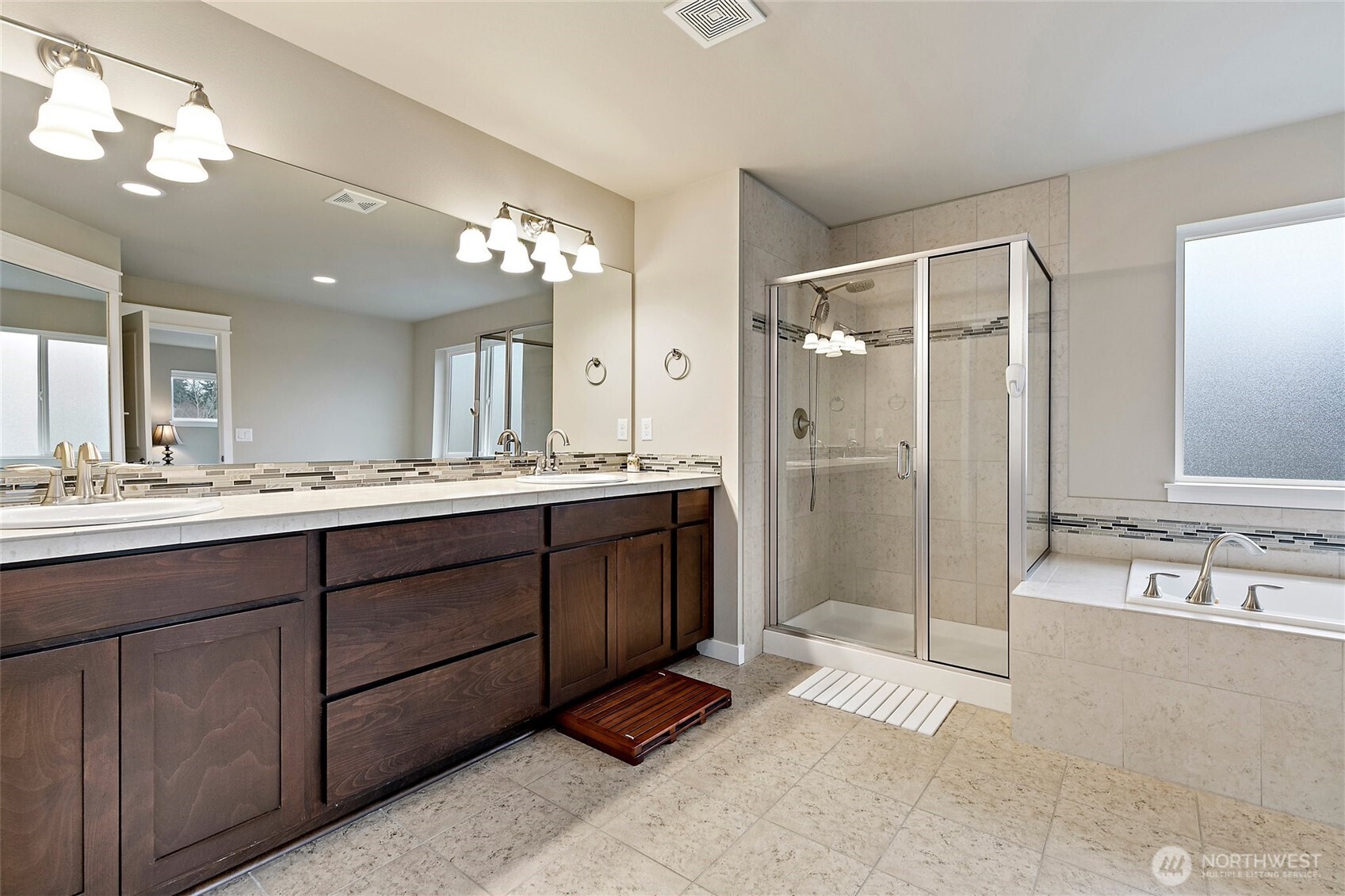 110 204th Place SW, Lynnwood, WA 98036