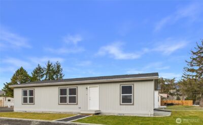 401 2nd Street SW, Rock Island, WA 98850 - Photo 2