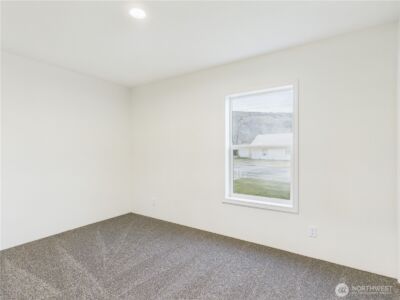 401 2nd Street SW, Rock Island, WA 98850 - Photo 8