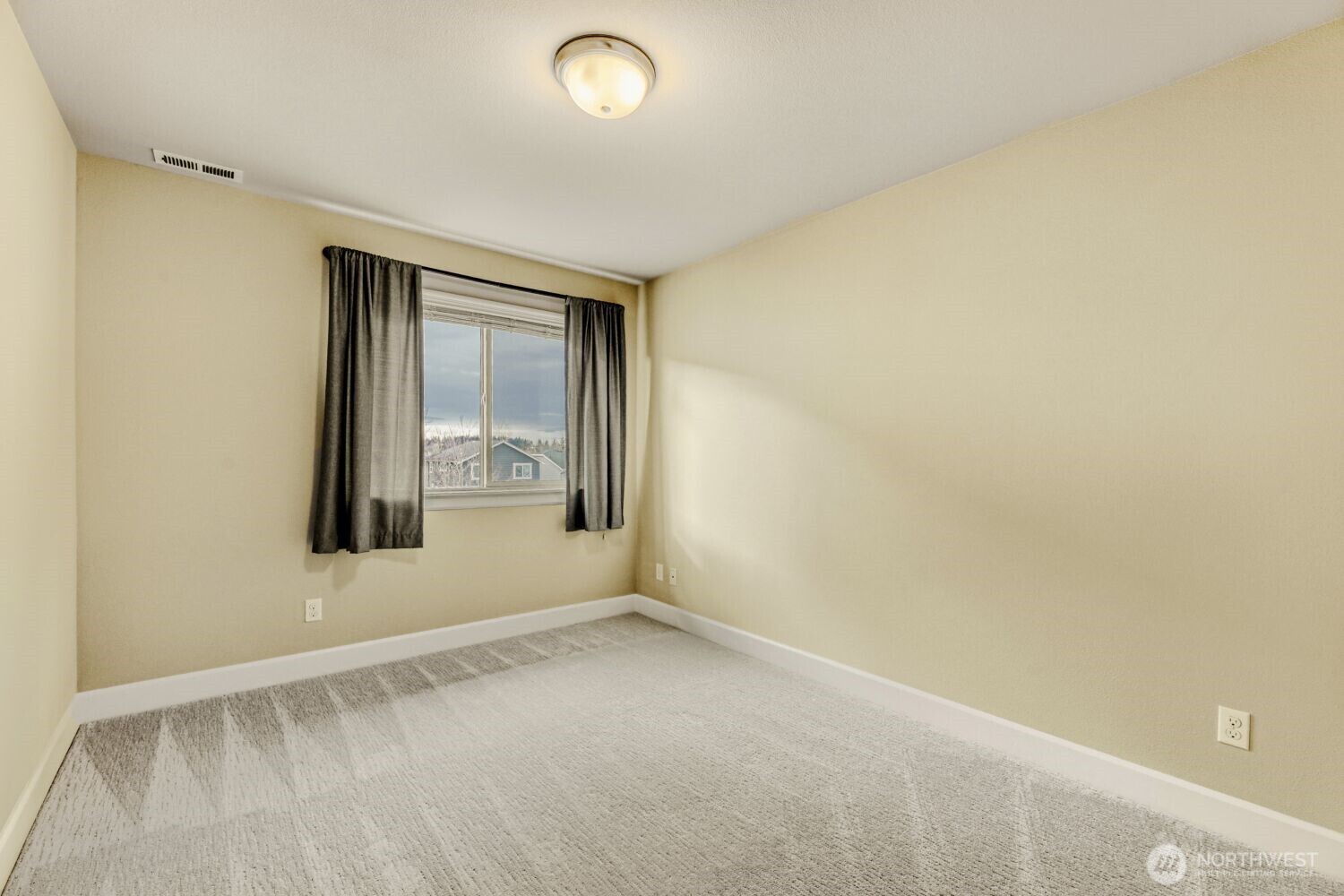 14513 15th Park W #A, Lynnwood, WA 98087