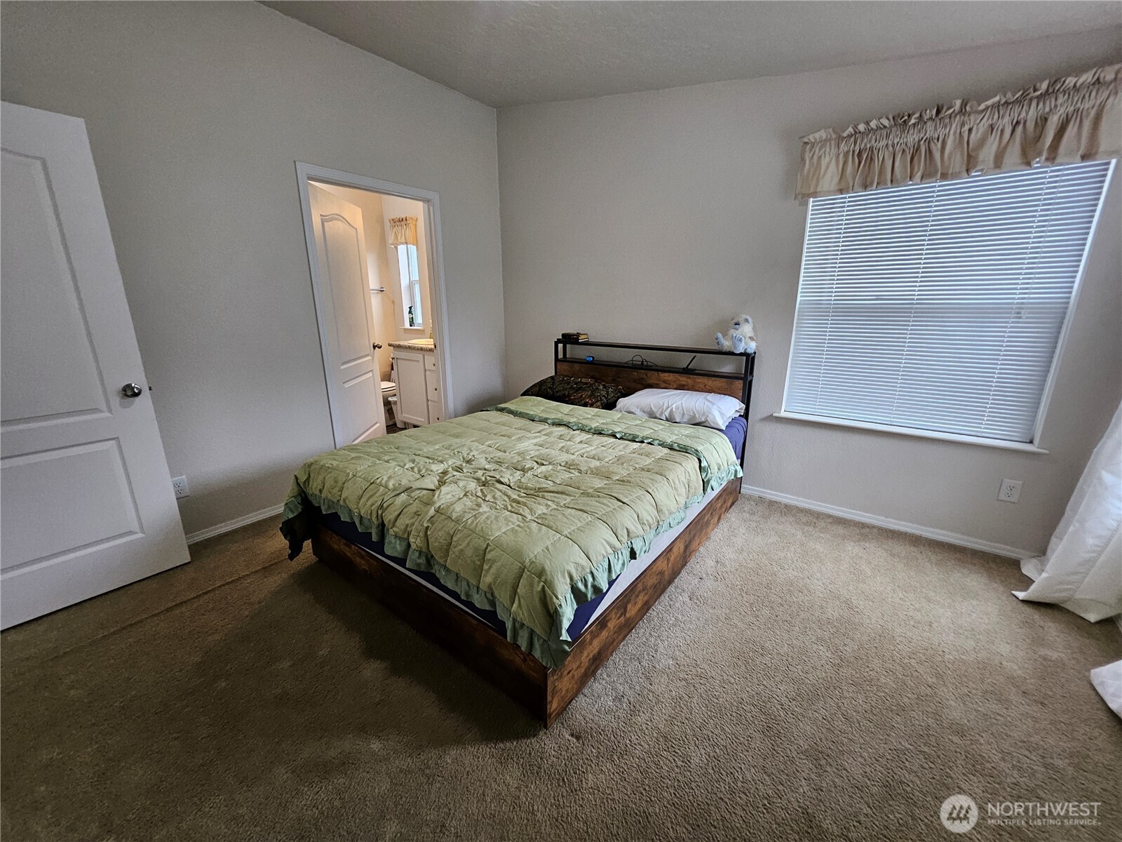 30 Foothill Drive , Quilcene, WA 98376