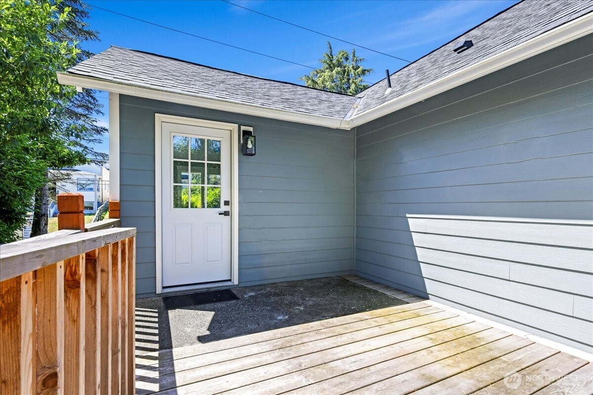 821 15th Street , Bremerton, WA 98337